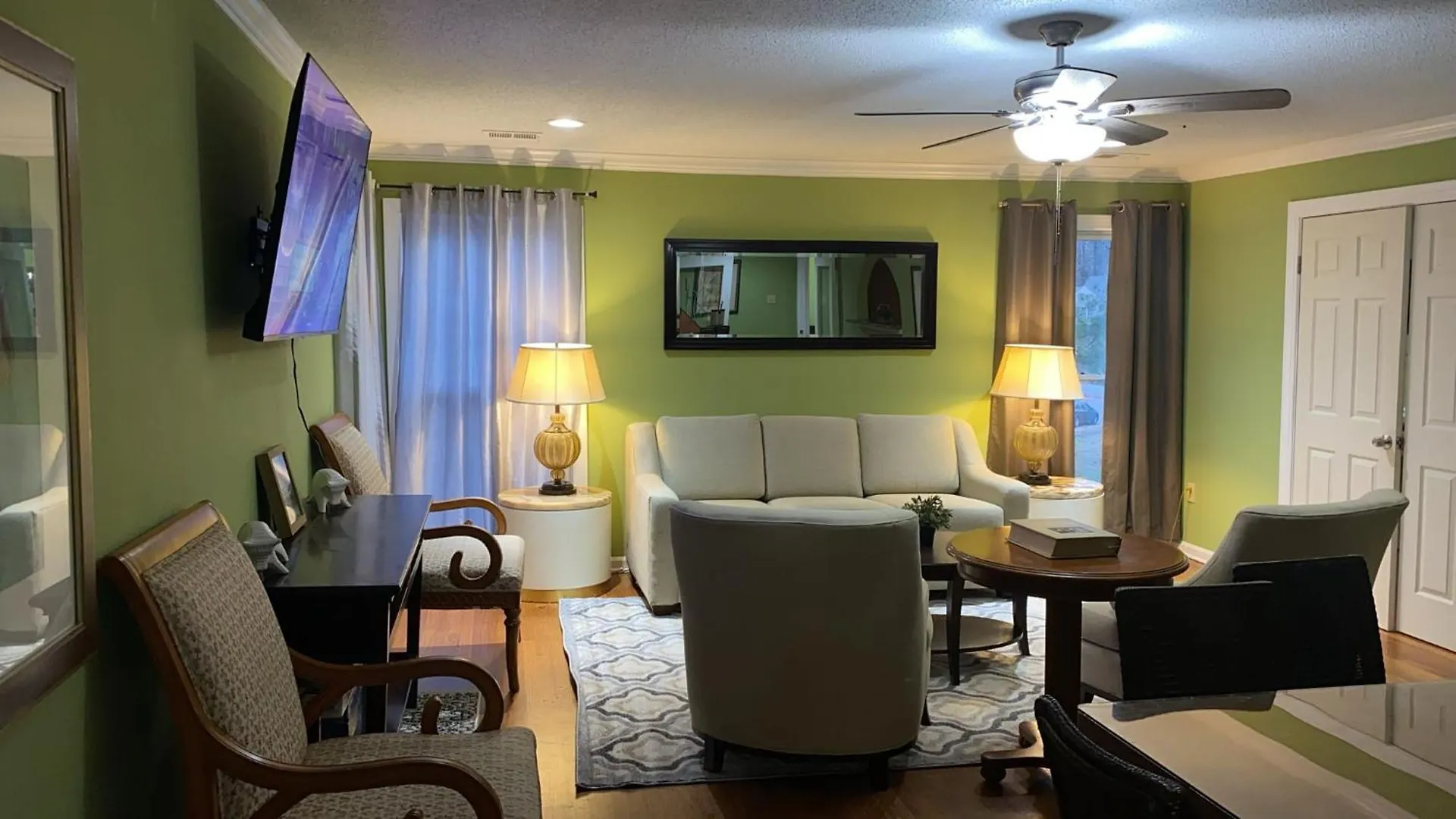 6Br In Suburban Area Close To Freeway And Galeria Memphis United States