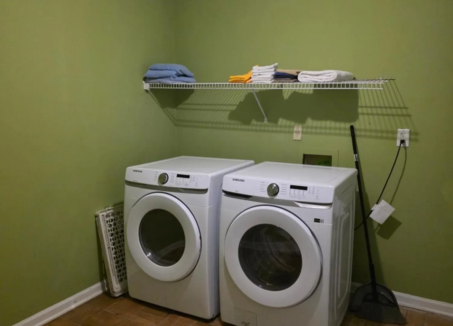 6Br In Suburban Area Close To Freeway And Galeria Memphis